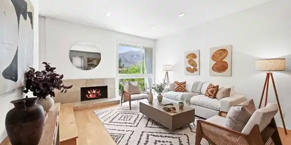 17085 Palisades Circle