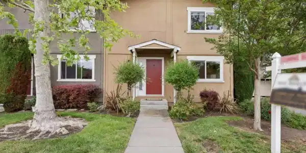 532 Tyrella Avenue