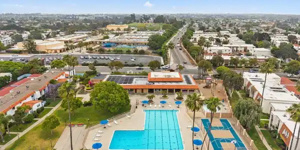 4186 Balboa Way