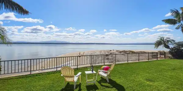 11 Spinnaker Way