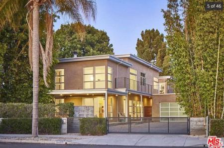 4430 Lindblade Drive