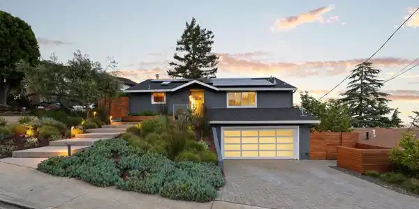 1047 Hewitt Drive