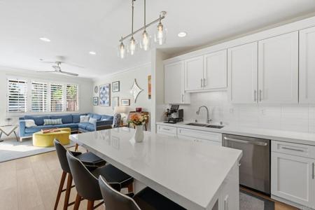 6325 Alexandri Circle