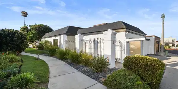 7 Gingertree LN