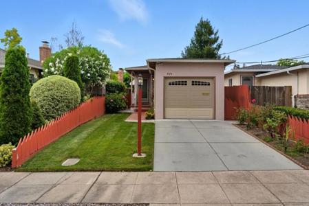 624 Sapphire Street