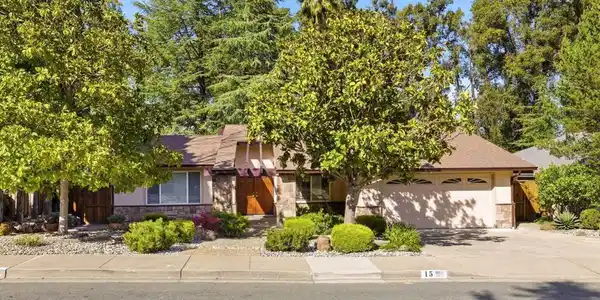 15 15 Duffy Ct