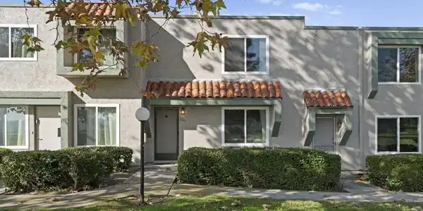 2363 Opalo Way