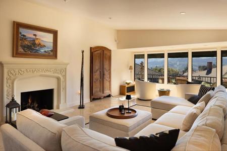 129 Del Mesa Carmel