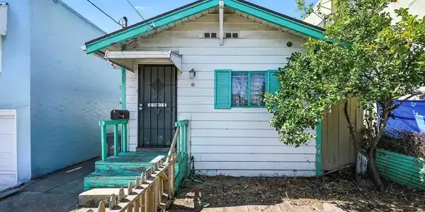 3229 Star Ave