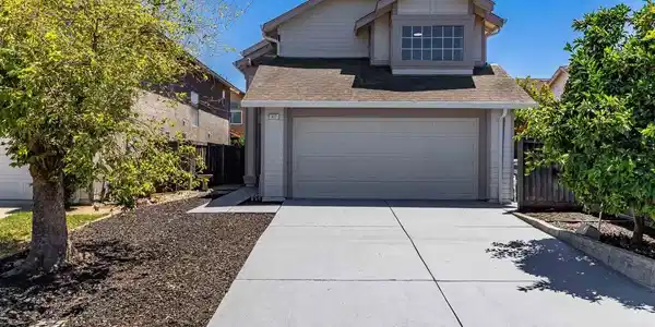 317 Brookview Dr