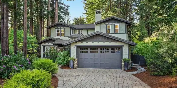 121 Palomino Way