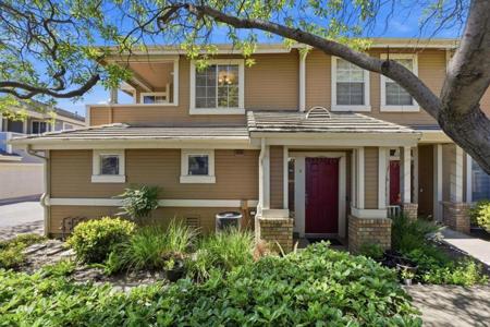 5 Pond Court