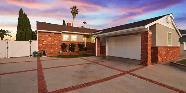 246 N Ellery Drive