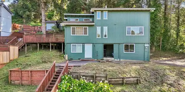 512 Bonita Drive