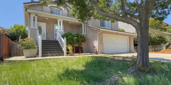 512 Burdick Dr