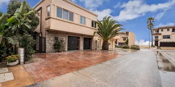 5344 Seabreeze Way