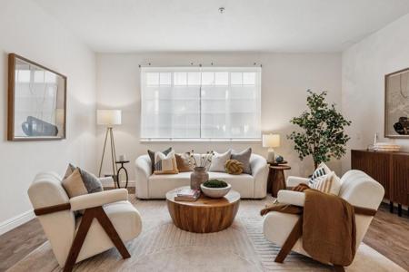 1708 1708 Lexington Ave