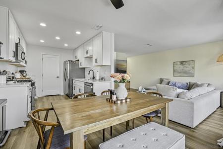 4212 Vista Del Rio Way