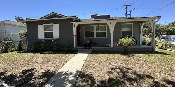 4101 Bledsoe Avenue