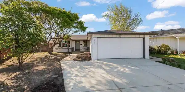 36747 Theta Court