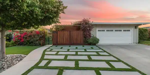 33423344 Los Prados Street