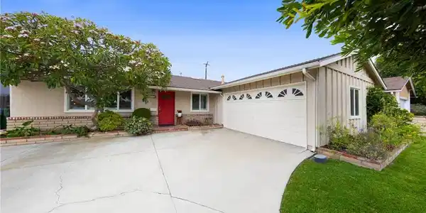 16451 Dana