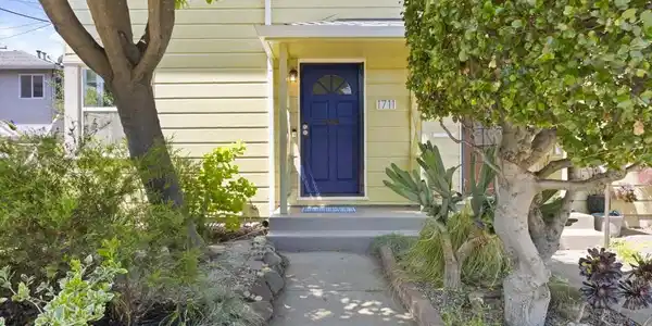 1711 3rd Street