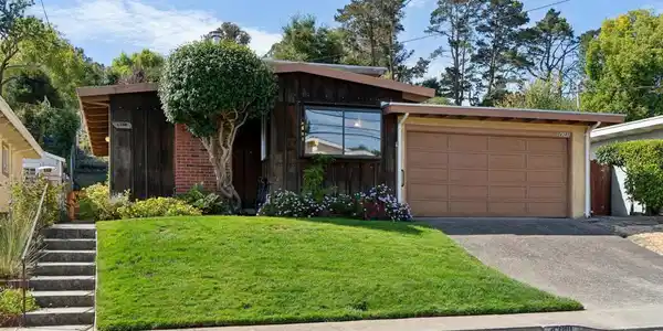 4380 Jana Vista