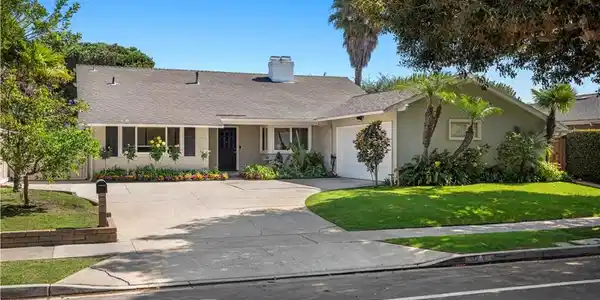 1212 Dover Drive