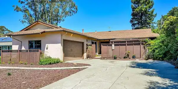 4440 Meadowbrook Drive