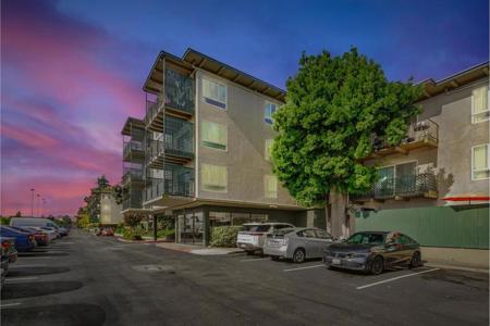 801 N Humboldt Street