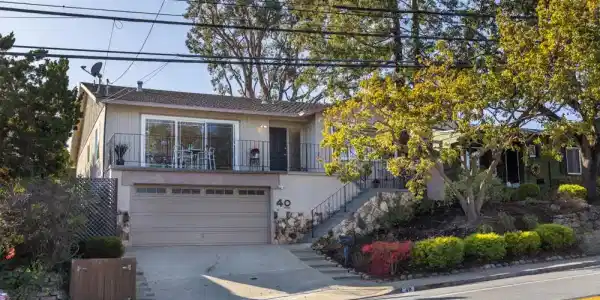 40 Alameda De Las Pulgas