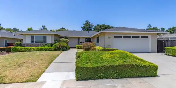2618 Martinez Drive