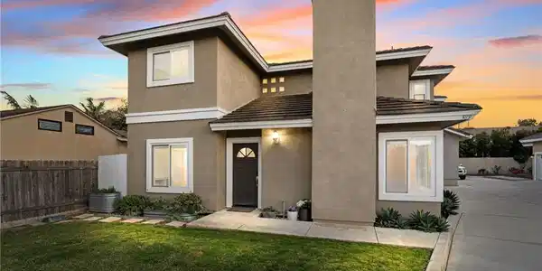 389 Ralcam Place