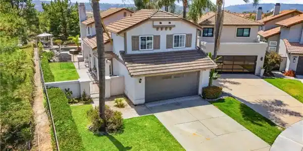 24841 Laguna Vista