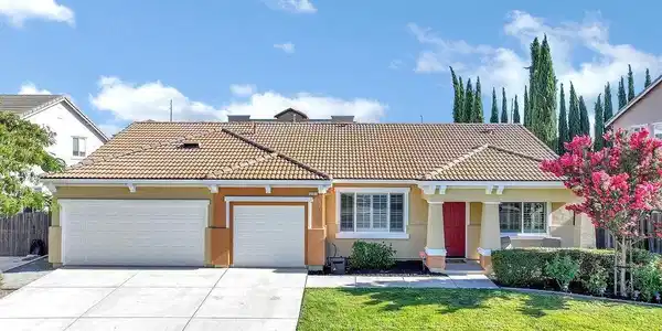 2107 Chicory Dr