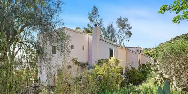 190 Loma Metisse Road