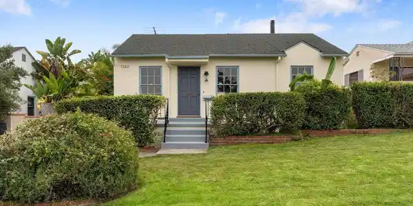 7262 W 85th Street