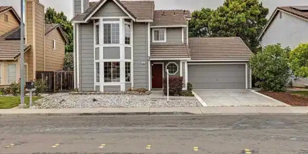 323 Sandstone Dr