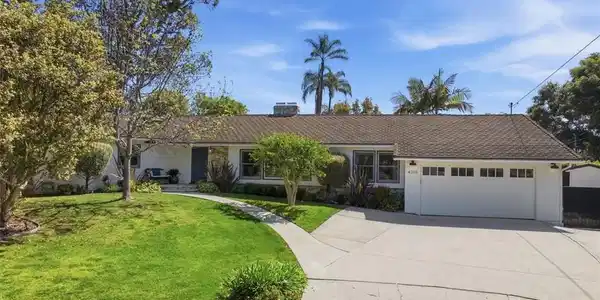 4703 Ferncreek