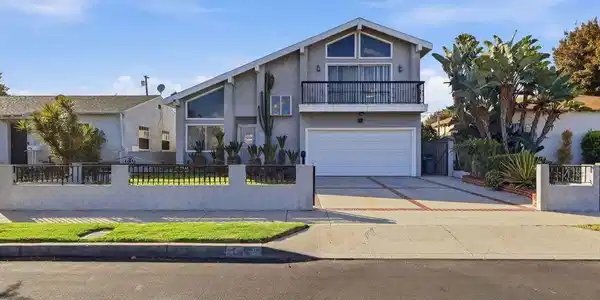 12421 Barbara Avenue