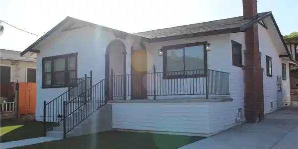 3409 S Pacific