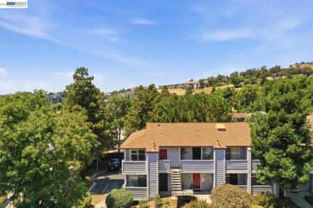 620 River Oak Way