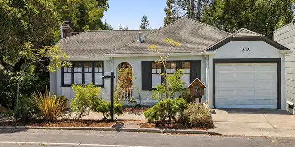 318 Arlington Ave.