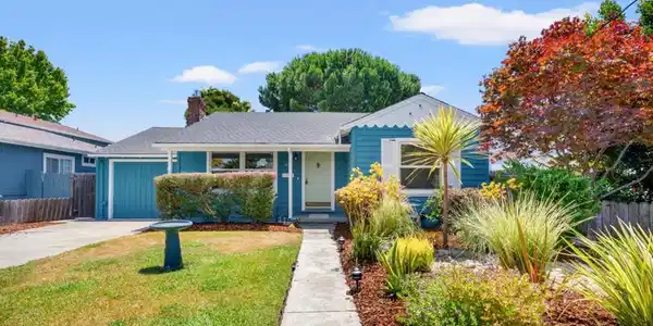1035 Cherry Street