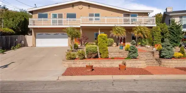 2740 Ironwood