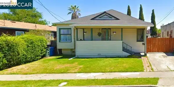 220 Perkins Ave