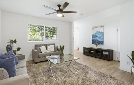 4421 Tremont