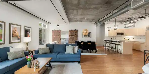 877 Island Ave