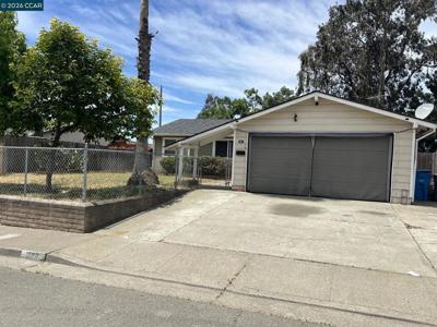 827 Falcon Dr